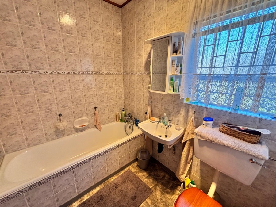 4 Bedroom Property for Sale in Sasolburg Ext 11 Free State